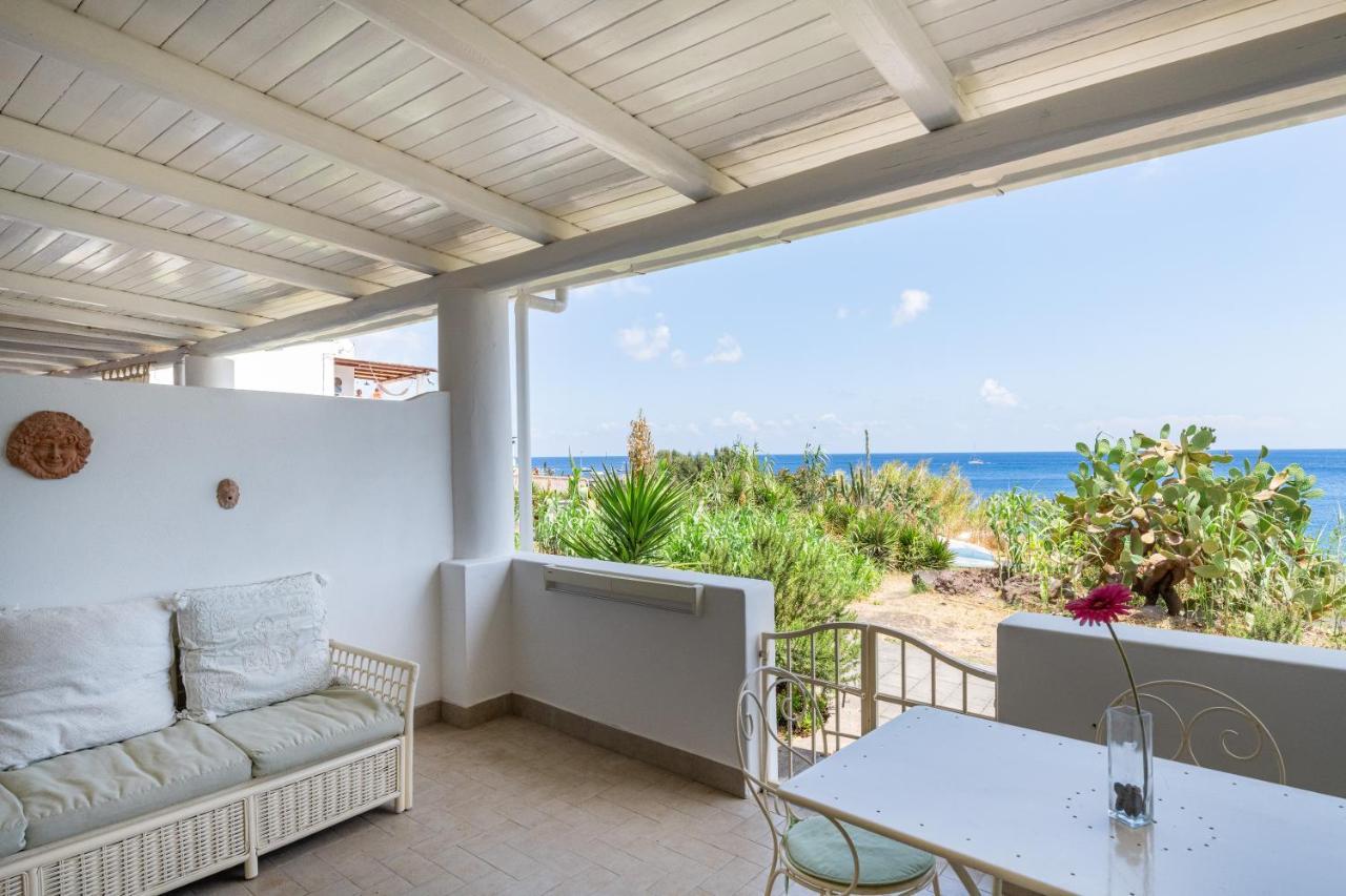 Villa Ginestra Sulla Spiaggia Di Stromboli Kültér fotó
