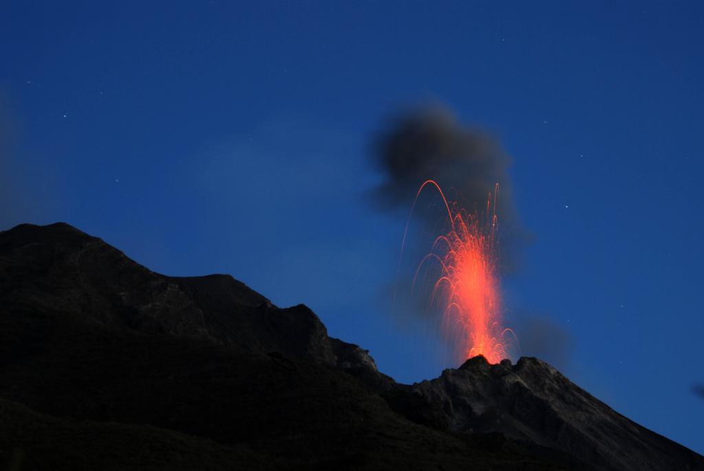 Villa Ginestra Sulla Spiaggia Di Stromboli Szoba fotó