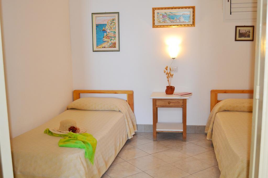 Villa Ginestra Sulla Spiaggia Di Stromboli Kültér fotó