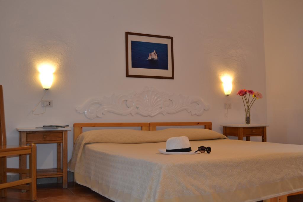 Villa Ginestra Sulla Spiaggia Di Stromboli Kültér fotó